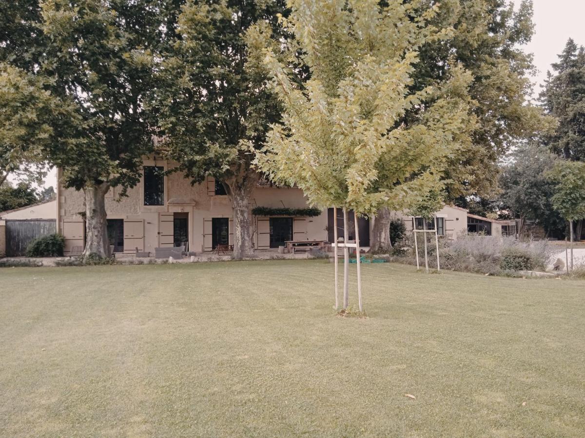 Gite Du Mas De La Finiere ,Avec Spa Interieur Châteaurenard Exterior foto